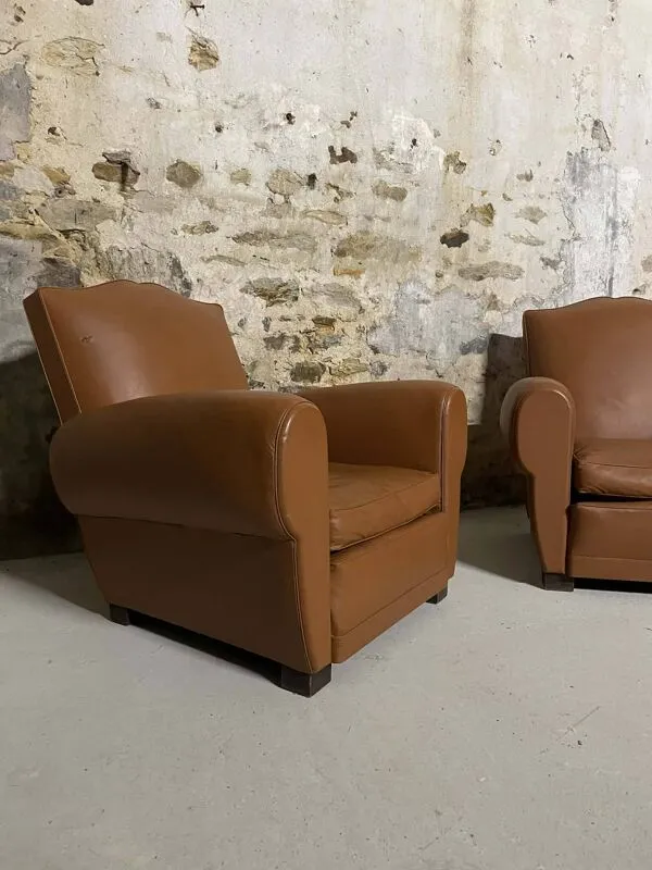 Illustration numéro 3 du produit Paire de fauteuils vintage style club en simili cuir camel