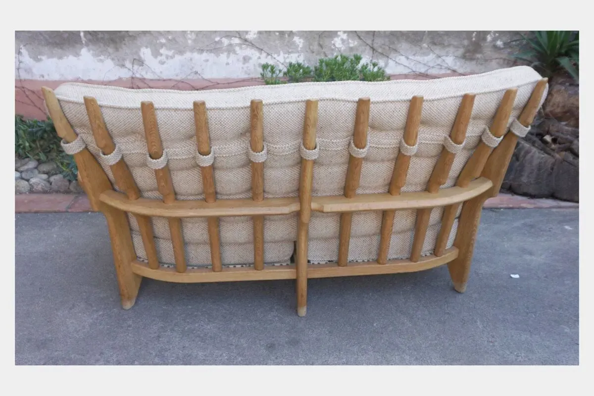 Illustration numéro 3 du produit Canapé Guillerme et Chambron ''Grand Repos