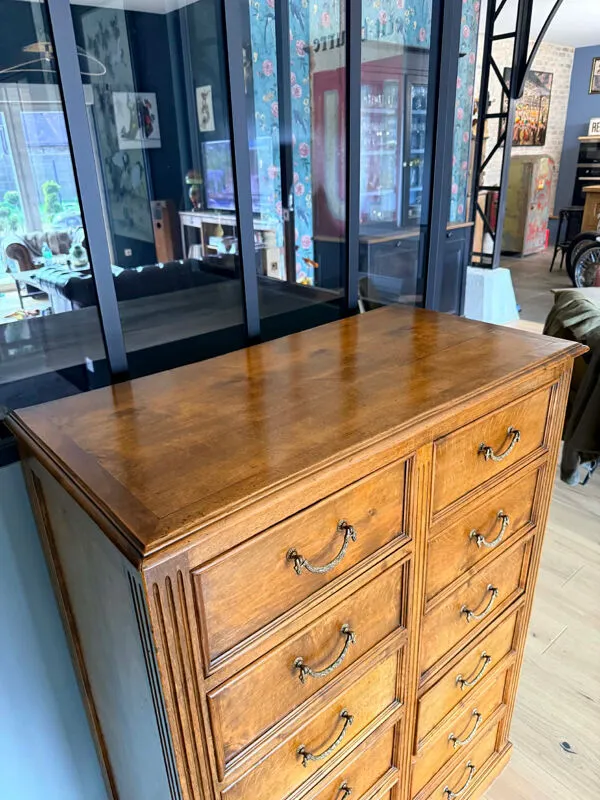 Illustration numéro 3 du produit Meuble de métier