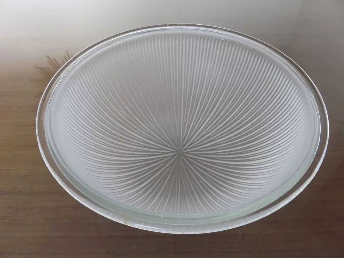 Illustration numéro 3 du produit Applique ou plafonnier hublot industriel marque '' bloc '' France années 60 70