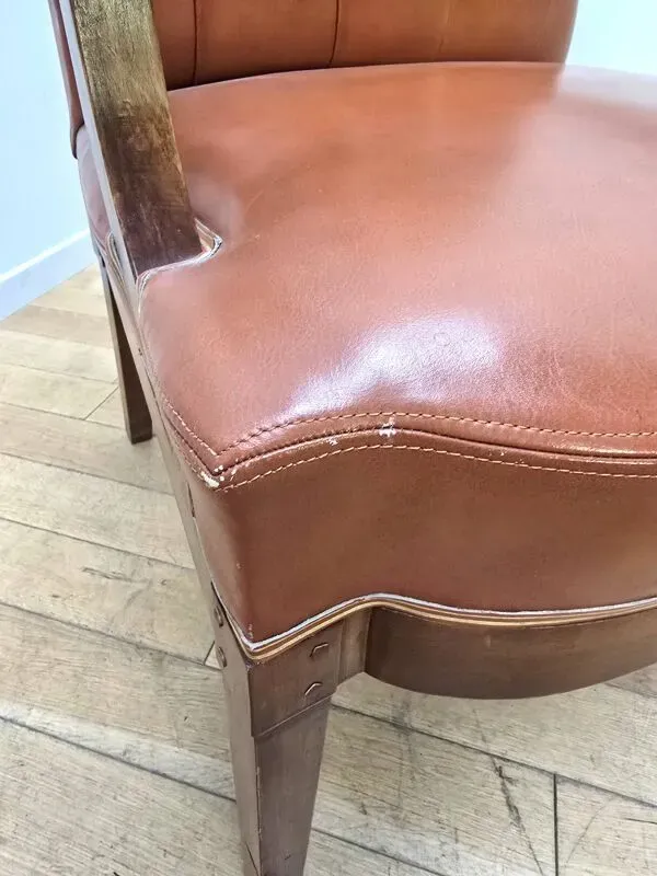 Illustration numéro 3 du produit Fauteuil vintage en bois et cuir marron