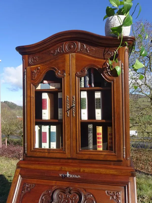 Illustration numéro 3 du produit Meuble 3 en 1 commode, secrétaire et vitrine, en noyer