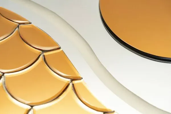 Illustration numéro 3 du produit Miroir par Olivier de Schrijver