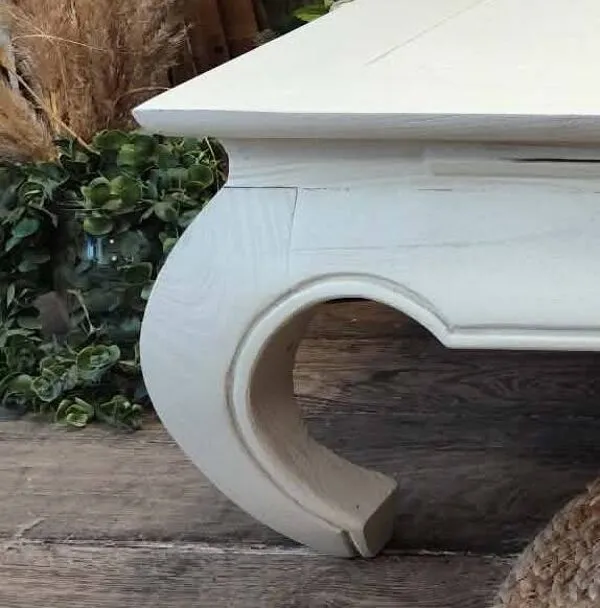 Illustration numéro 3 du produit Table basse en bois exotique avec son verre securit de protection