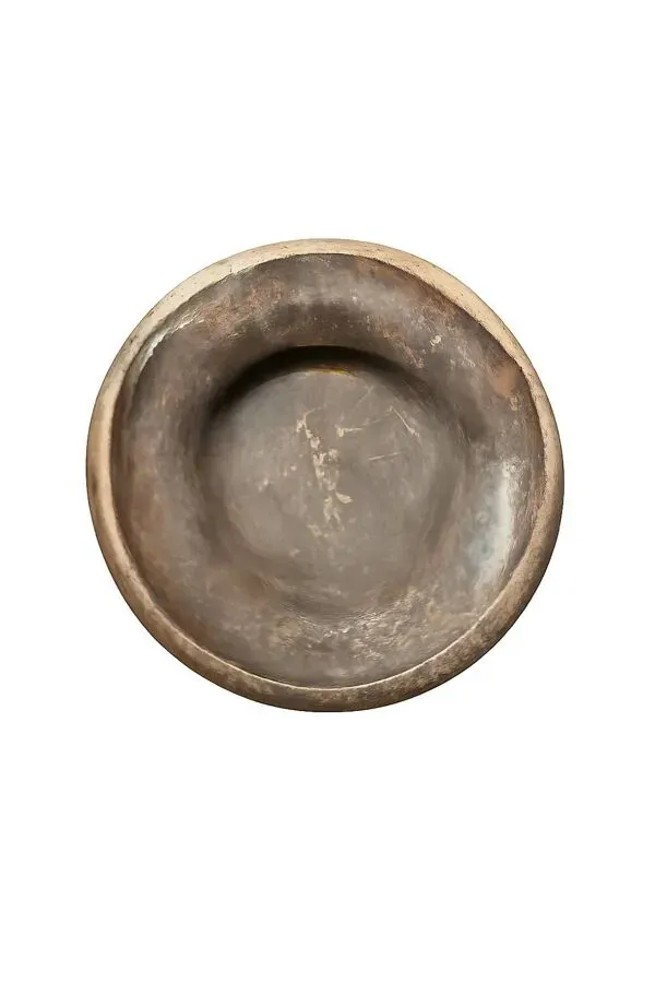 Illustration numéro 3 du produit Vase décoratif en métal gravé d’Inde, fin XIXᵉ – milieu XXᵉ siècle