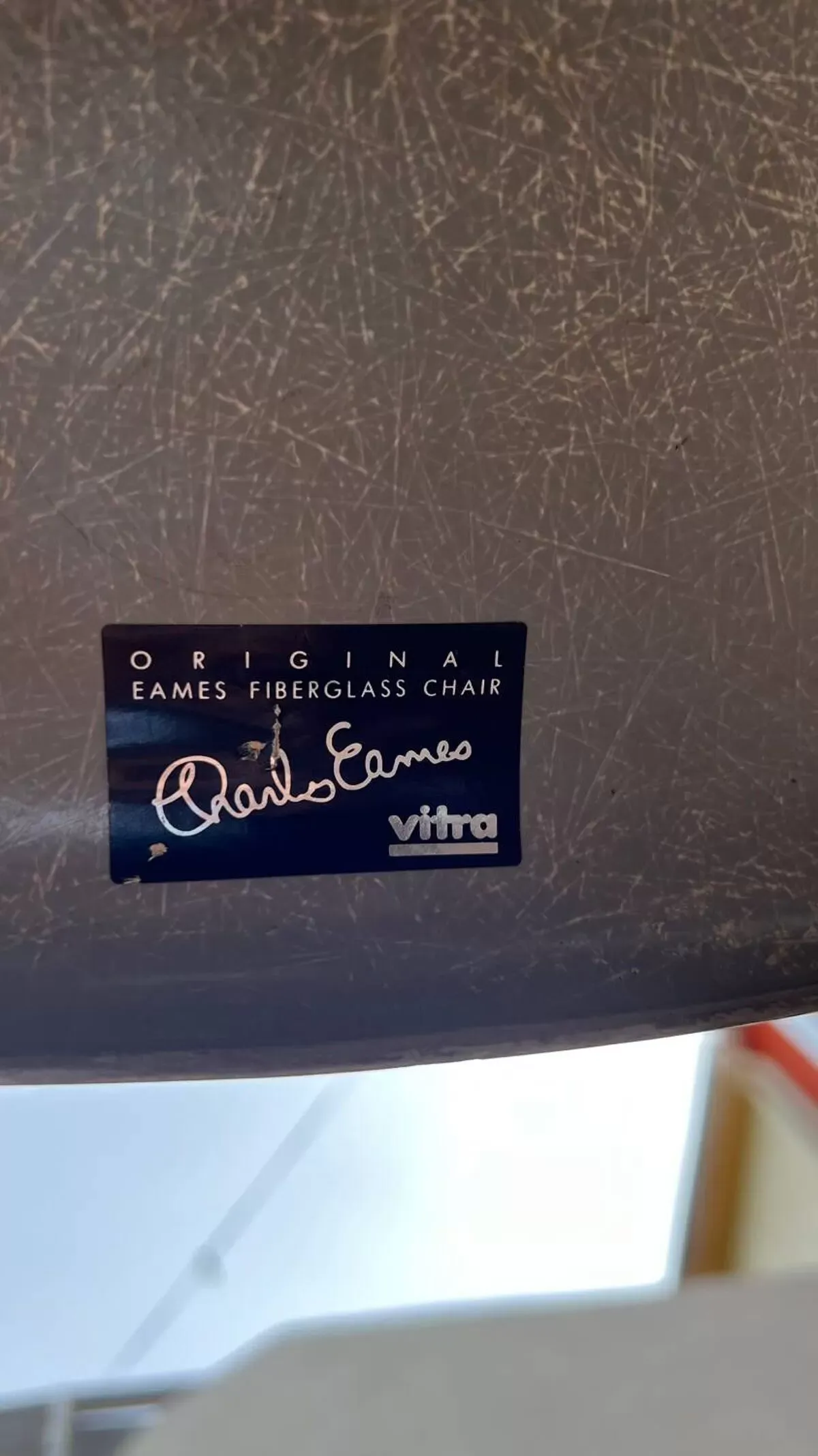 Illustration numéro 3 du produit Banc deux places Charles Eames par Vitra