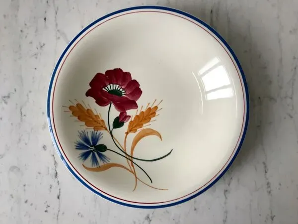 Illustration numéro 3 du produit Plat creux faïencerie d'Onnaing modèle Messidor années 30-40