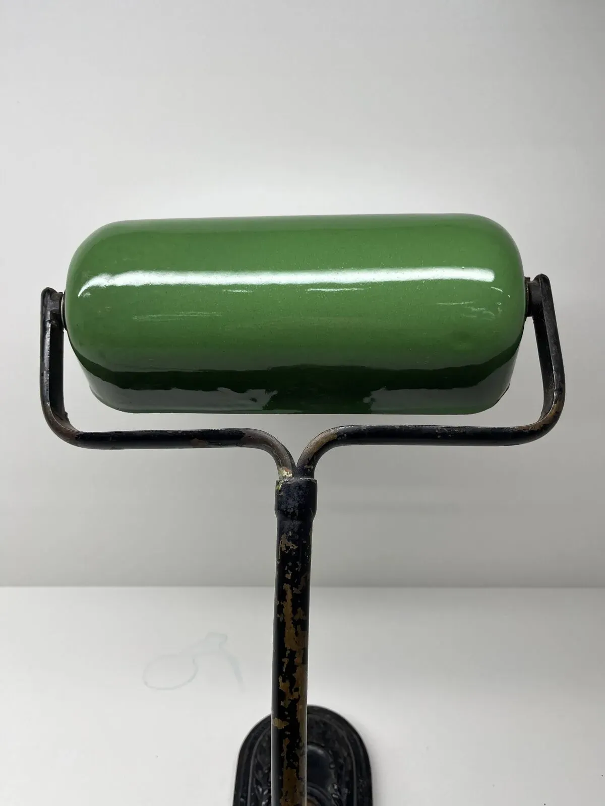 Illustration numéro 3 du produit Lampe de bureau vintage