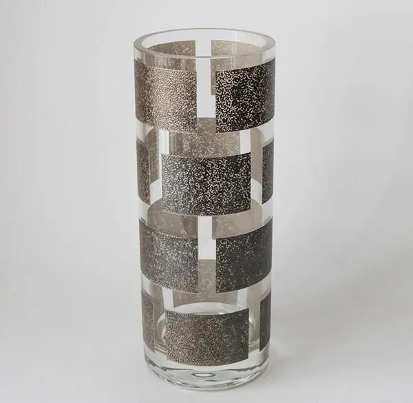 Illustration numéro 3 du produit Vase de Defne Koz pour hwc Egizia par Sottass Associati, Milan