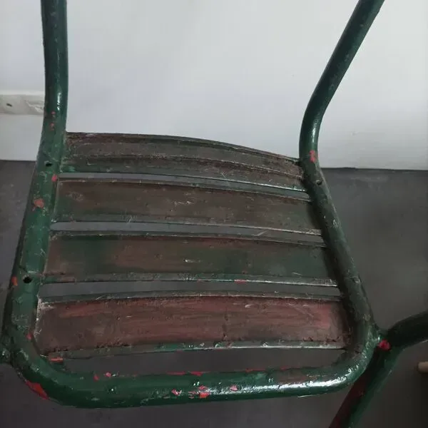 Illustration numéro 3 du produit Chaise Tolix Xavier Pauchard T1