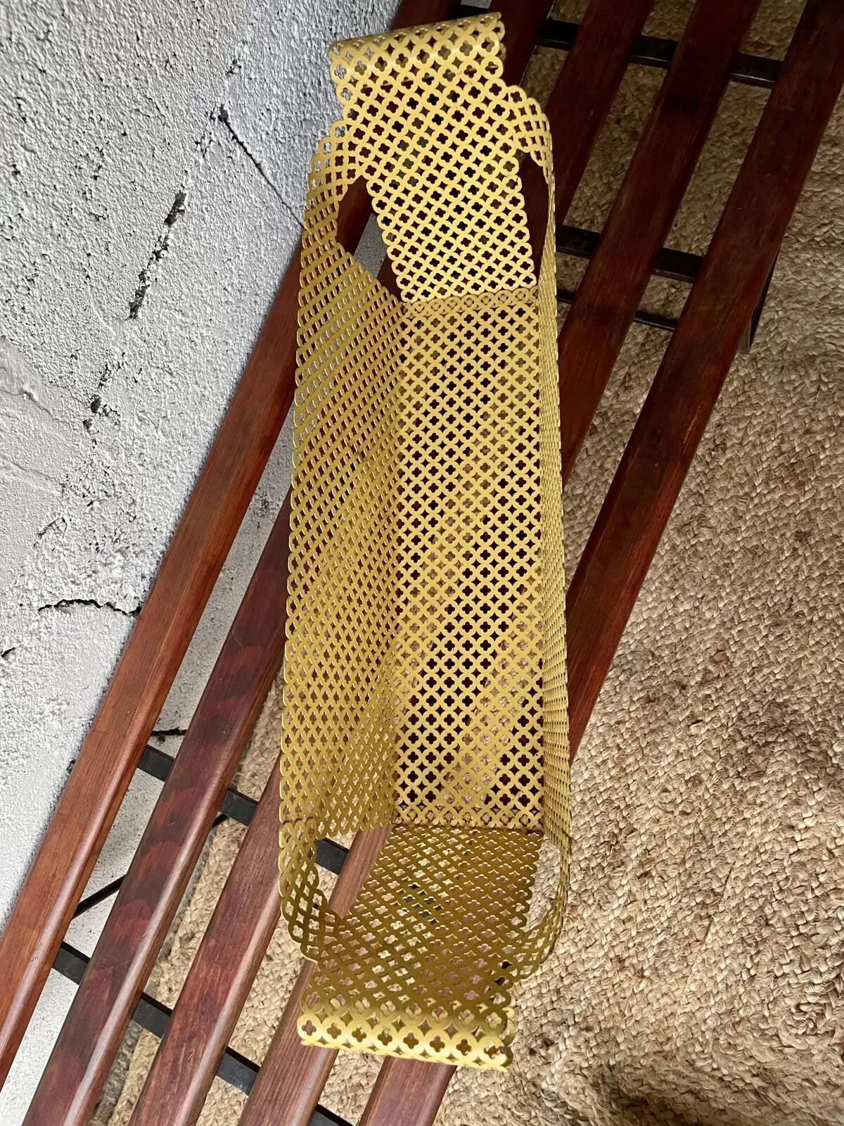 Illustration numéro 3 du produit Jardinière en tôle perforée