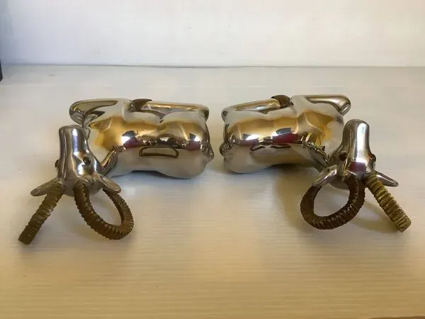 Illustration numéro 3 du produit Paire de petits serre livres mouflons zoomorphe