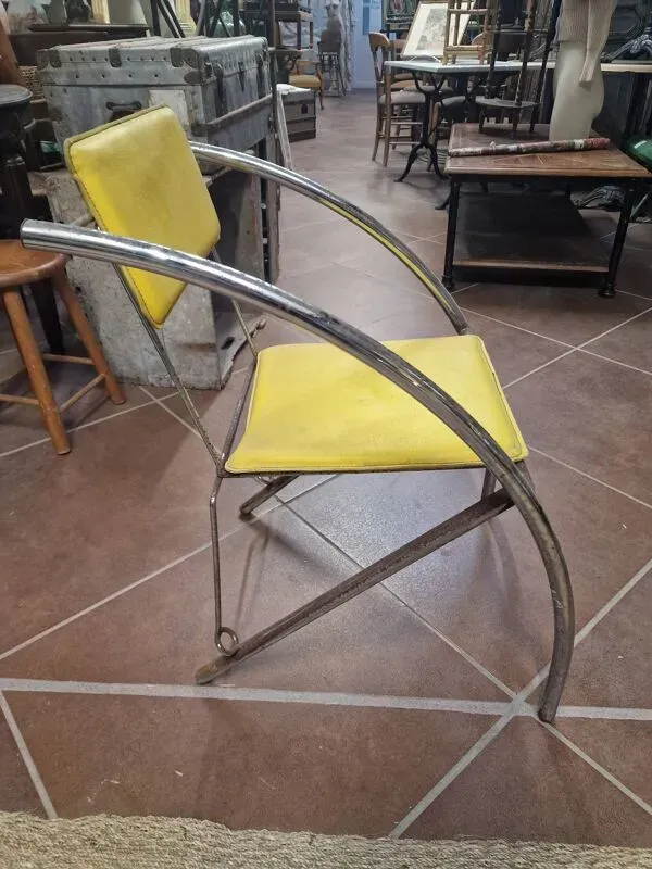 Illustration numéro 3 du produit Lot de 4 fauteuils tubulaires vintage – design moderniste années 60–70