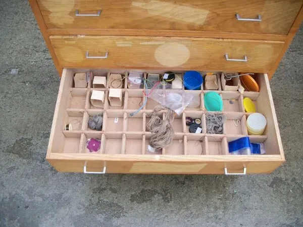 Illustration numéro 3 du produit Caisse présentoir de pêche