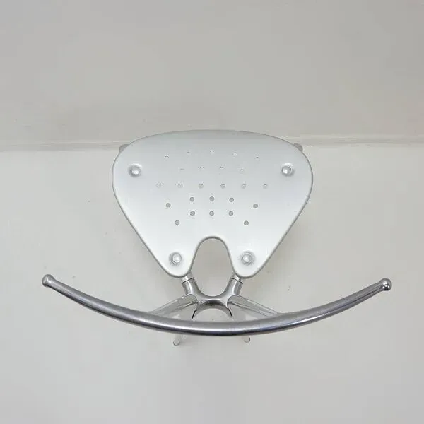 Illustration numéro 3 du produit Chaise ''Holè'' par Carlo Bartoli pour YCAMI, Italie 1990