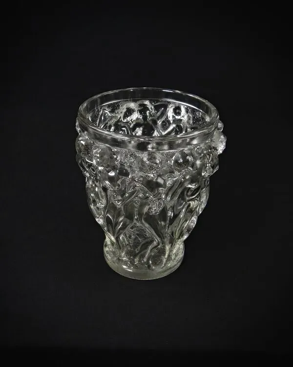 Illustration numéro 3 du produit Vase Lalique Bacchantes non signé en cristal clair vintage milieu XXème