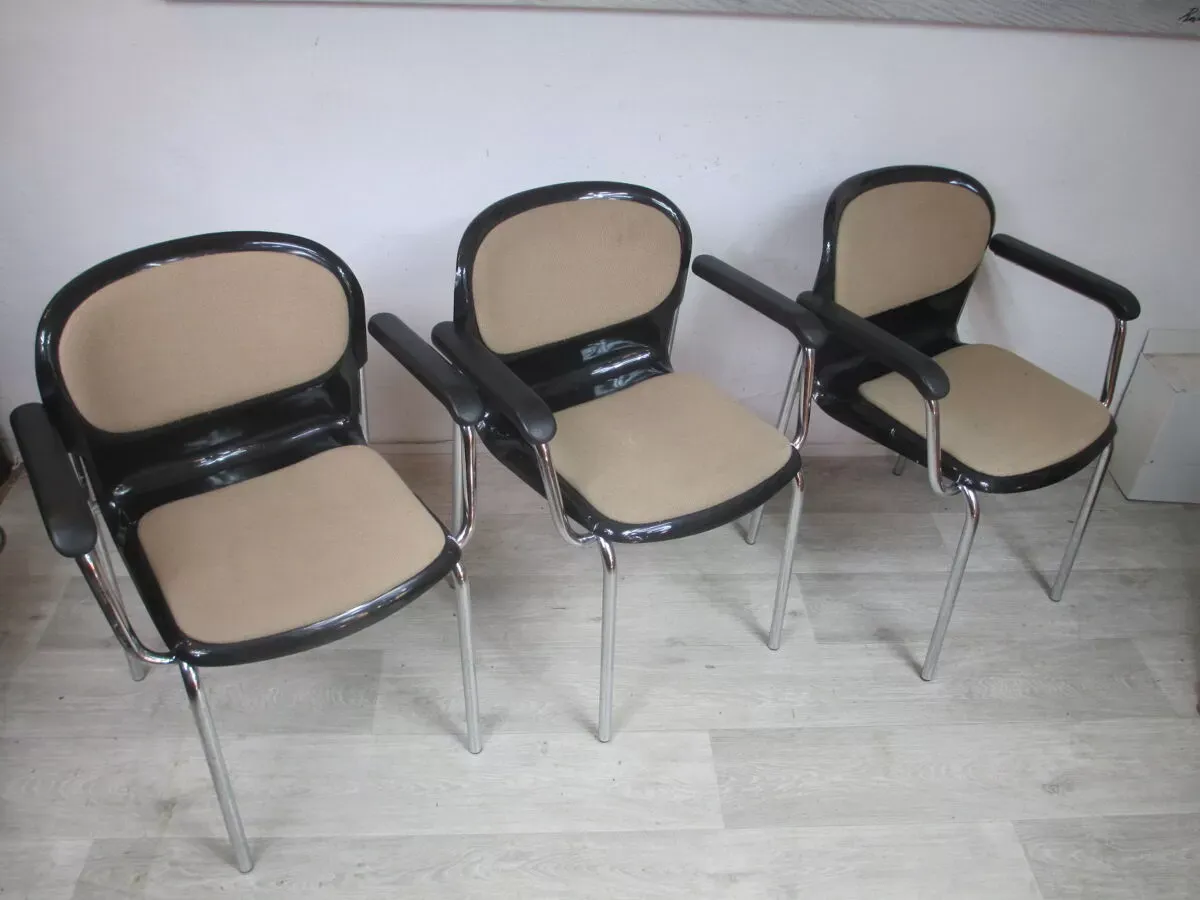 Illustration numéro 3 du produit Ensemble de trois chaises par G. Lange Allemagne années 1980