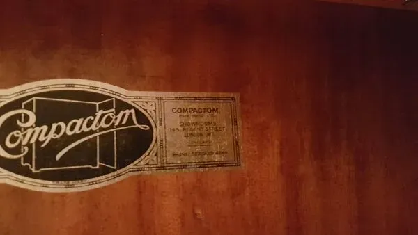 Illustration numéro 3 du produit Armoire Compactom