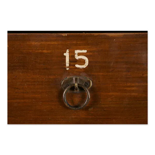 Illustration numéro 3 du produit Meuble de rangement à 48 tiroirs numérotés