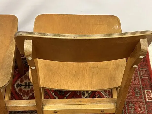 Illustration numéro 3 du produit Rangée de sièges