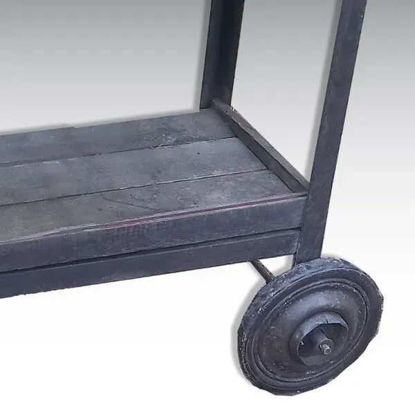 Illustration numéro 3 du produit Établi de garage