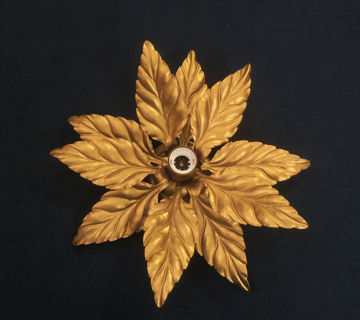 Illustration numéro 3 du produit Plafonnier florentin en métal doré du milieu du siècle par Hans Kögl, années 1960