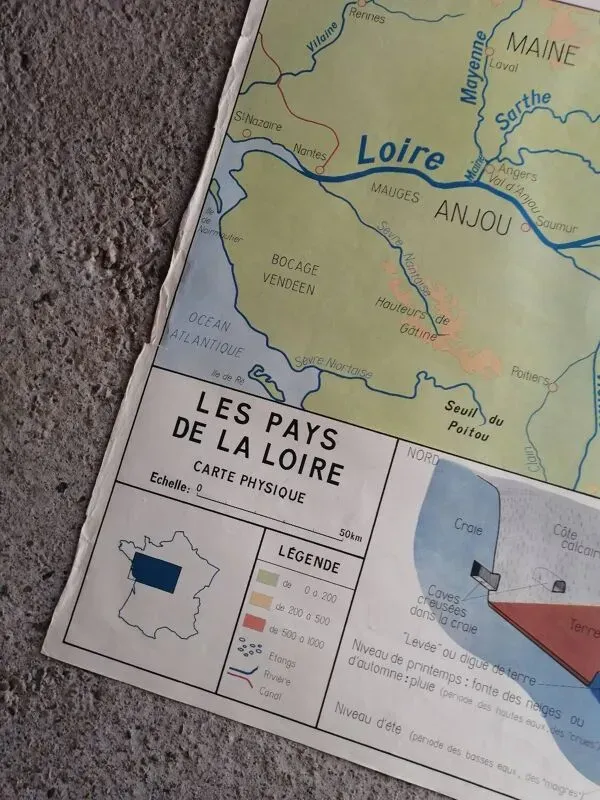 Illustration numéro 3 du produit Carte scolaire vintage mdi france bretagne, vendée, pays de la loire.