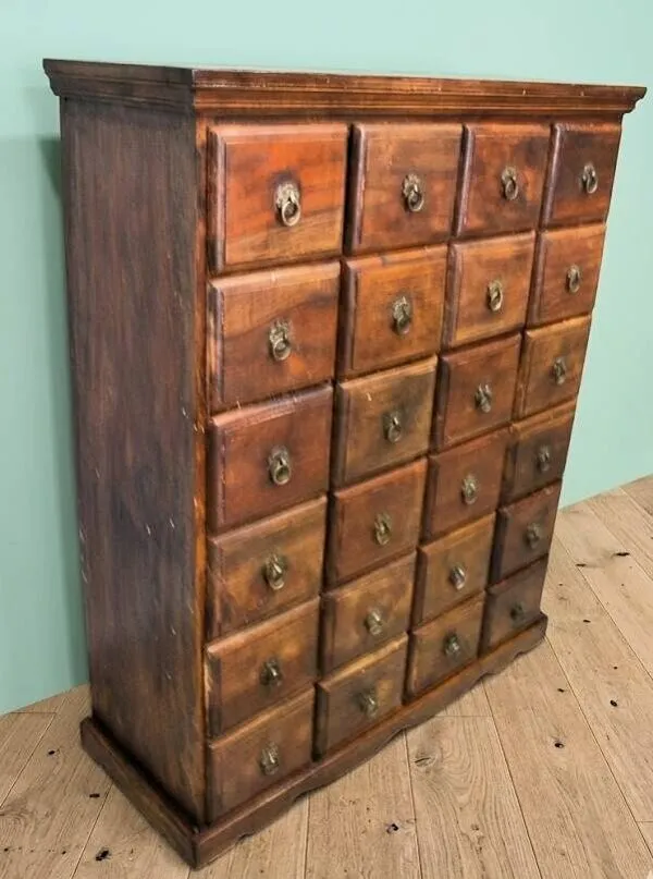 Illustration numéro 3 du produit Meuble d'Apothicaire en Teck Massif - 24 Tiroirs