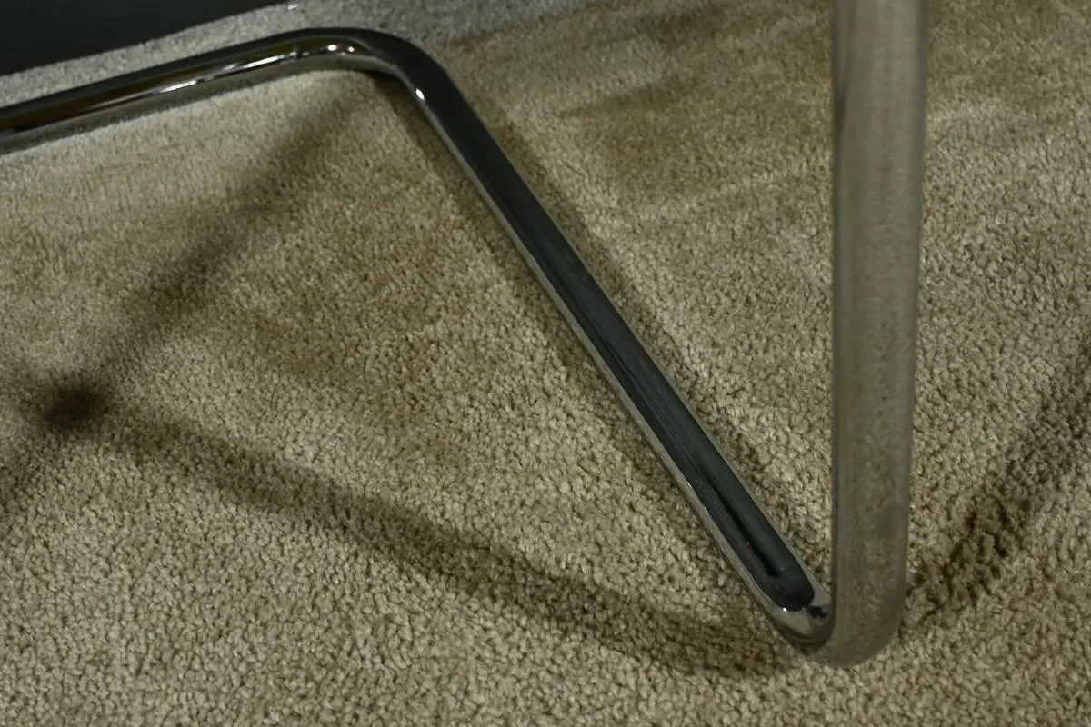 Illustration numéro 3 du produit Fauteuils S33 en Cuir, attribués à M.Stam pour Fasem, Italie – 1970