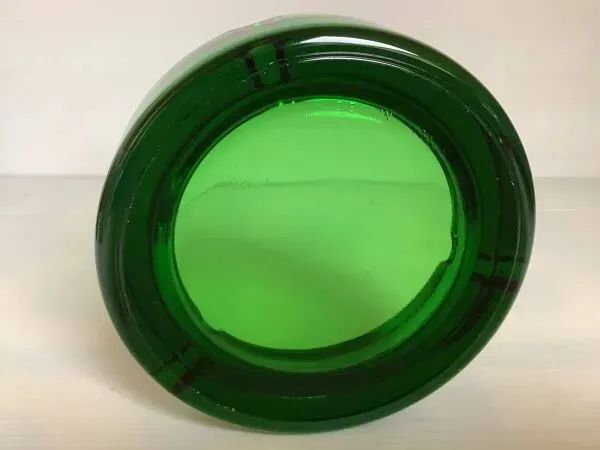 Illustration numéro 3 du produit Cendrier vide poche vert design Italy