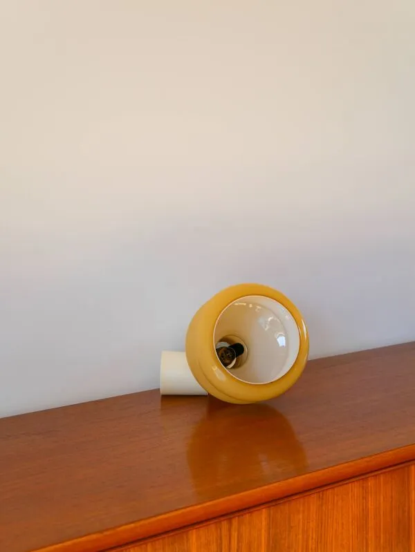 Illustration numéro 3 du produit Paire de suspensions en opaline, Bubble, Beige, 1960