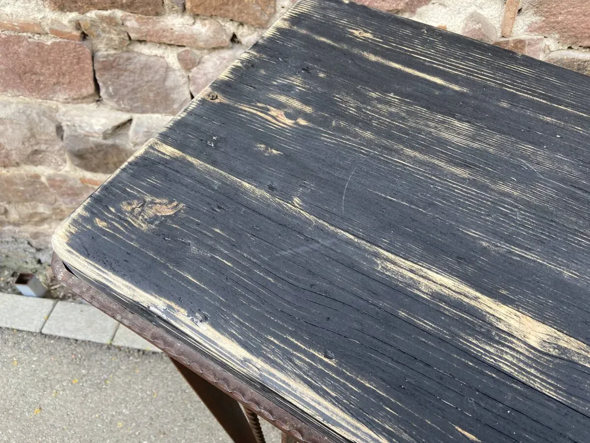 Illustration numéro 3 du produit Console industrielle française du milieu du siècle dernier des années 60