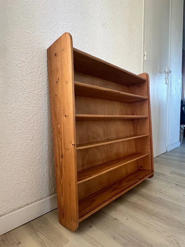 Illustration numéro 3 du produit Étagère bois à suspendre