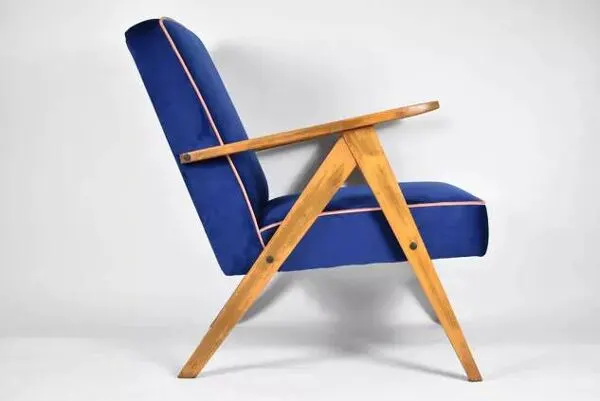 Illustration numéro 3 du produit Fauteuil vintage B310 VAR ''Compas'', Pologne, super restauré, années 1960, velours bleu et rose.