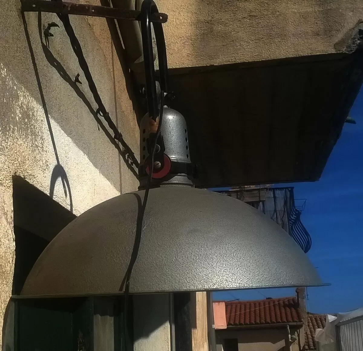 Illustration numéro 3 du produit Suspension industrielle