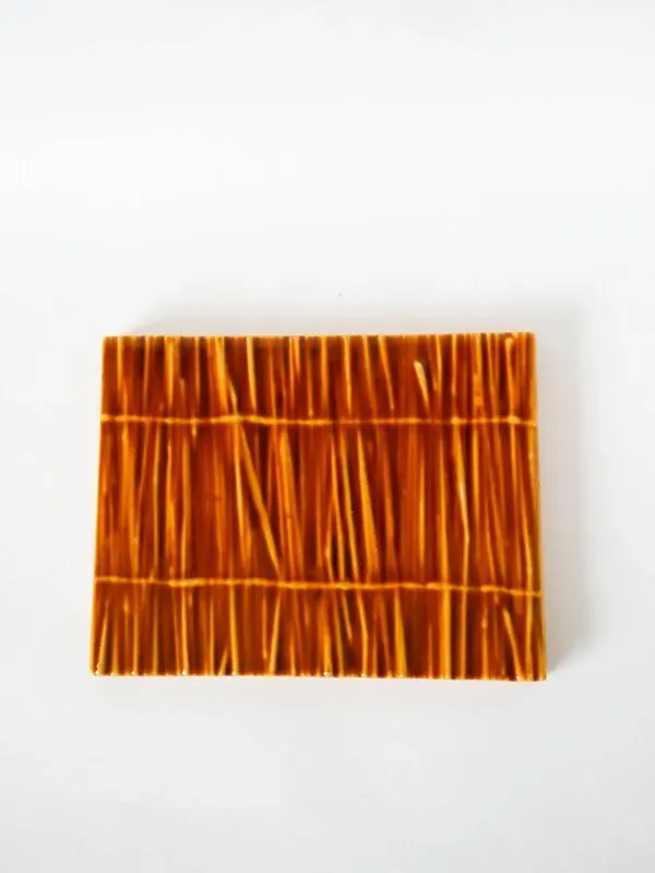 Illustration numéro 3 du produit Grand dessous de plat en barbotine, modèle ''Bambou'', Design, 1970