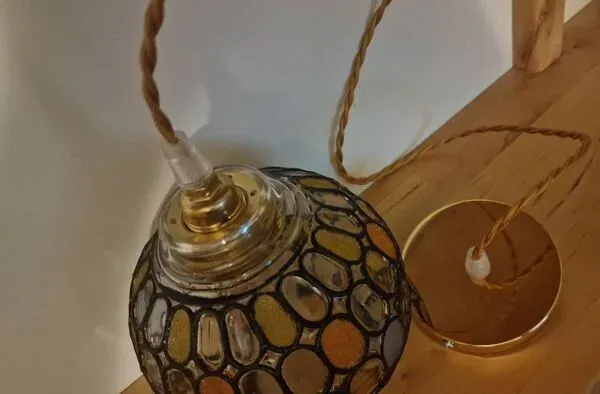 Illustration numéro 3 du produit Globe vintage effet vitraux