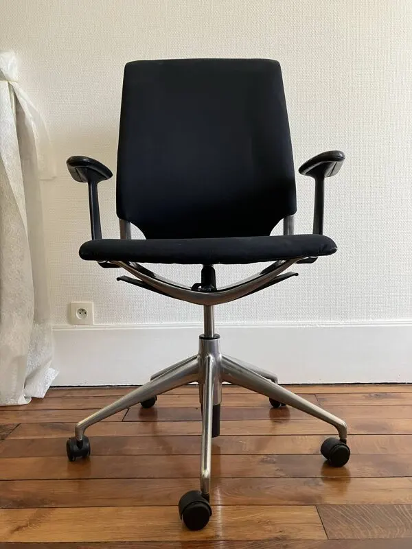 Illustration numéro 3 du produit Chaise de bureau Vitra Meda