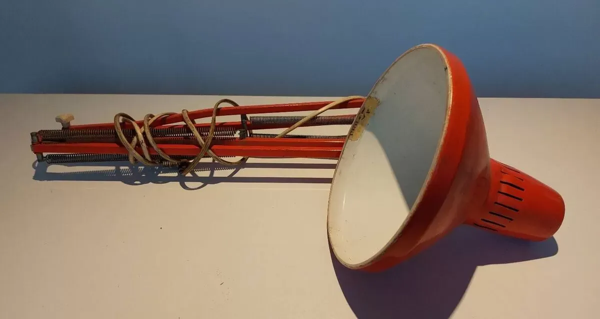 Illustration numéro 3 du produit Lampe atelier Ledu  industrielle articulée