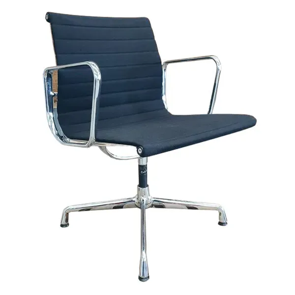 Illustration numéro 3 du produit Fauteuil EA 108 de Charles & Ray Eames, Vitra