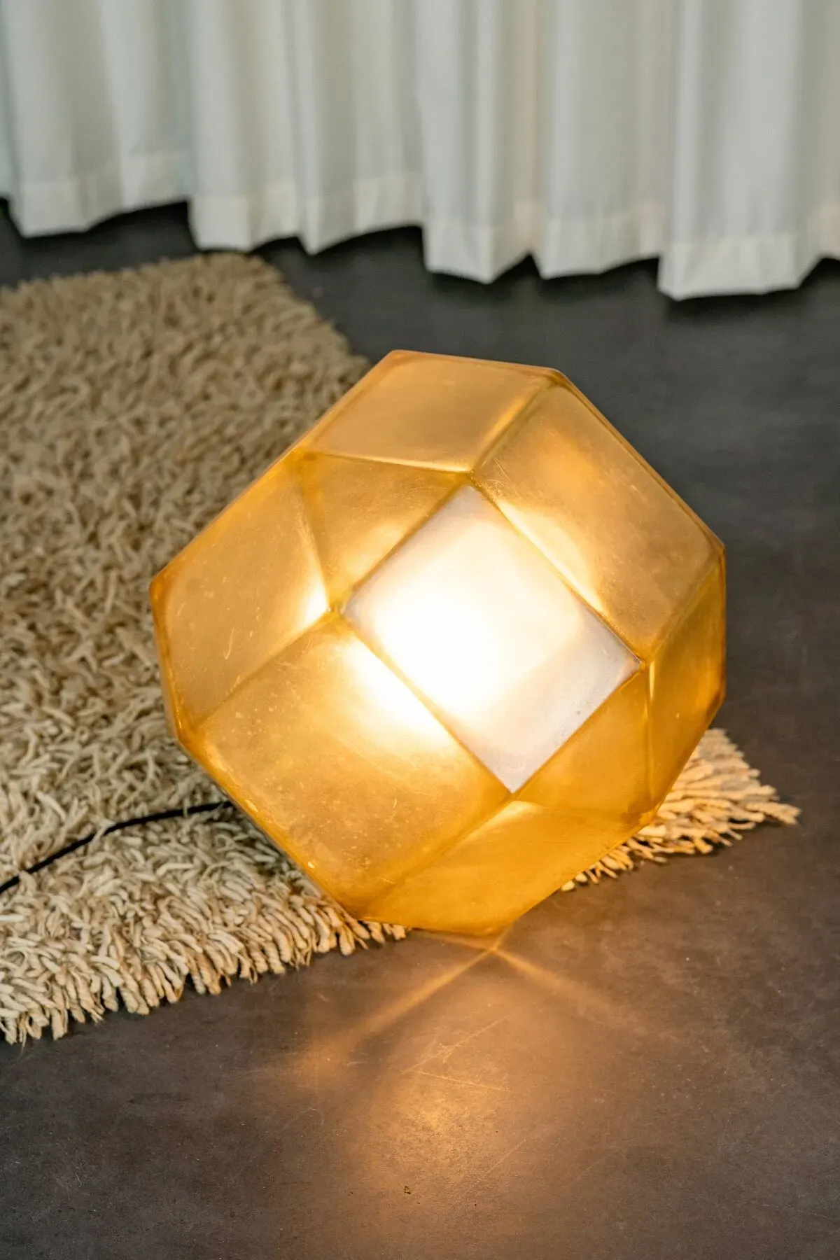 Illustration numéro 3 du produit Suspension lumineuse industrielle en Plexiglass