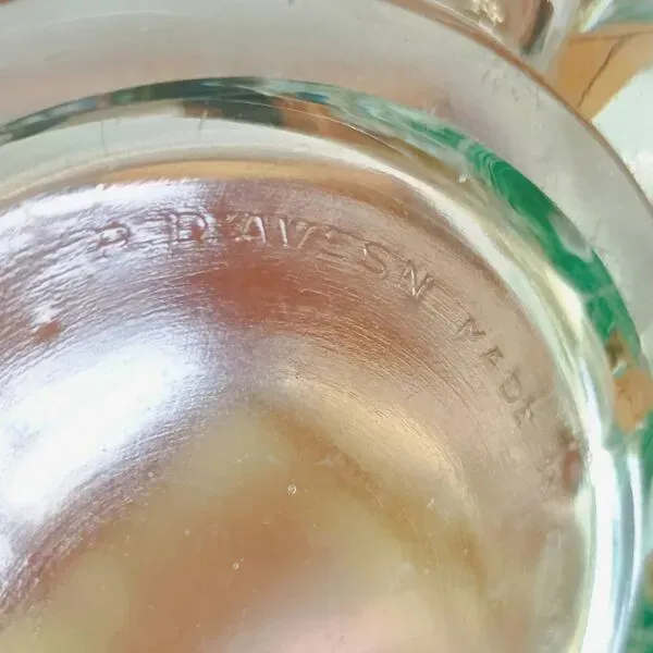 Illustration numéro 3 du produit Sce à dessert signé P. d'avesn 7 pièces