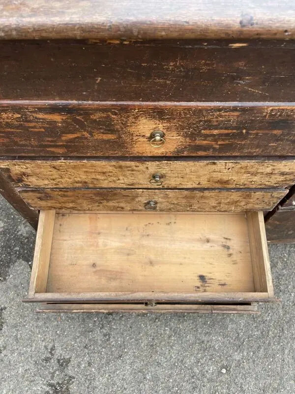 Illustration numéro 3 du produit Meuble de métier à tiroirs