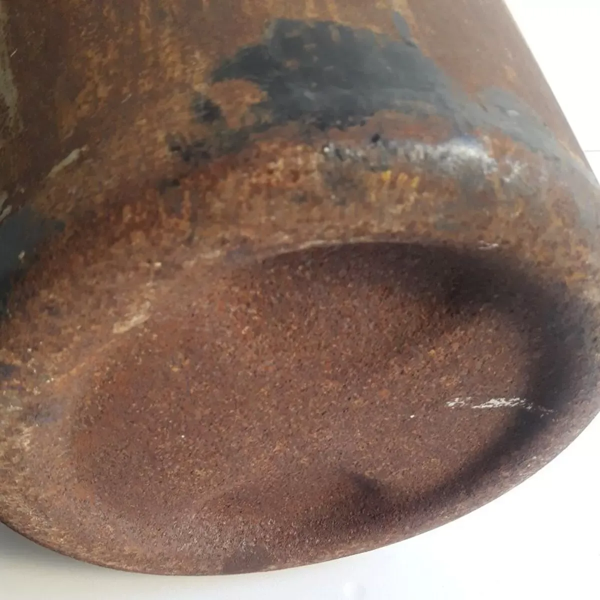 Illustration numéro 3 du produit Seau en fer artisan