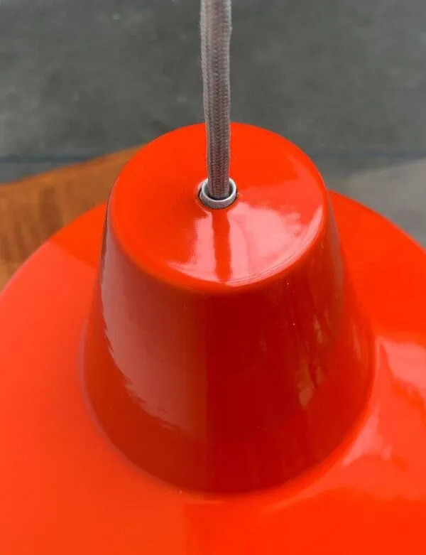 Illustration numéro 3 du produit Suspensions Mid-Century danoise Emaille Amatur de Louis Poulsen, années 1960, lot de 3