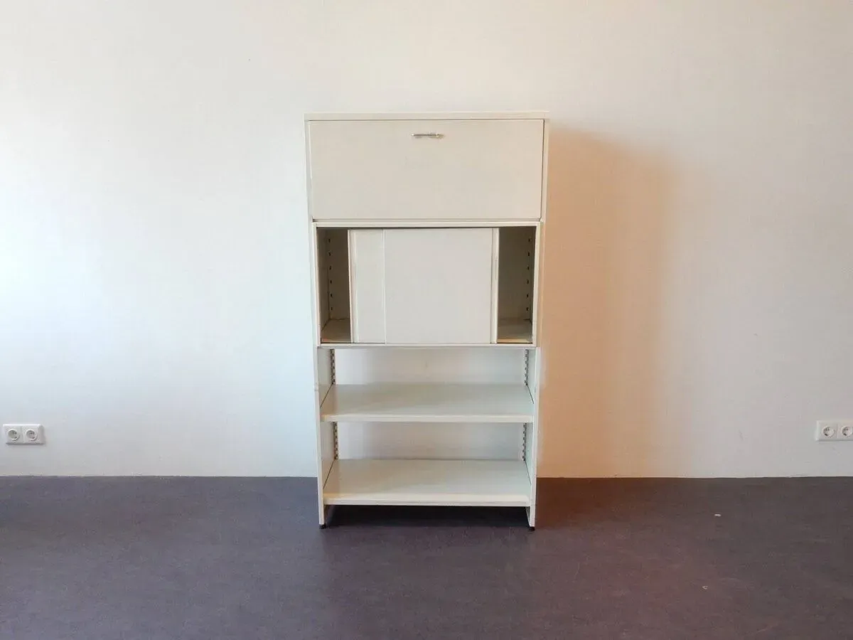 Illustration numéro 3 du produit Armoire industrielle modèle 5600 par André Cordemeyer pour Gispen