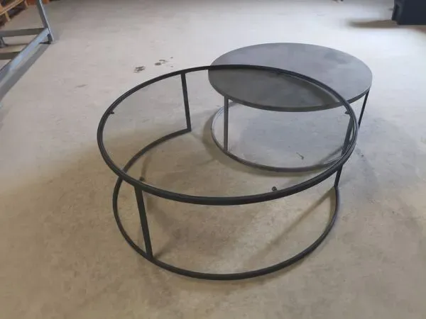 Illustration numéro 3 du produit Tables basses gigognes