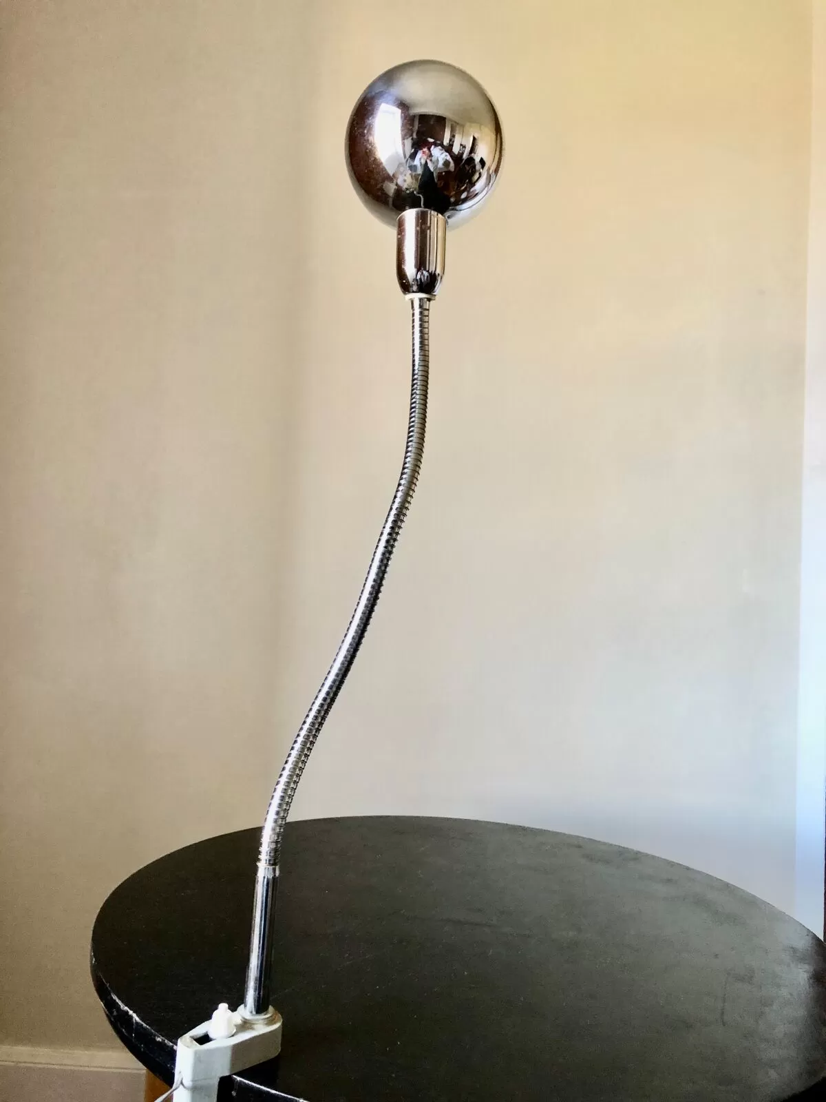 Illustration numéro 3 du produit Lampe Jumo modèle 215 années 60