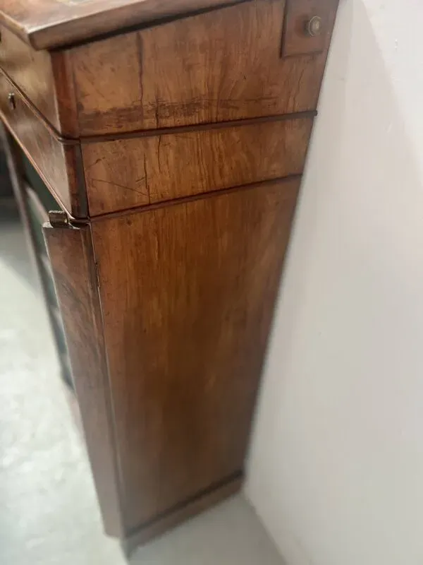 Illustration numéro 3 du produit Ancien pupitre cartonnier de clerc de notaire XIX siècle