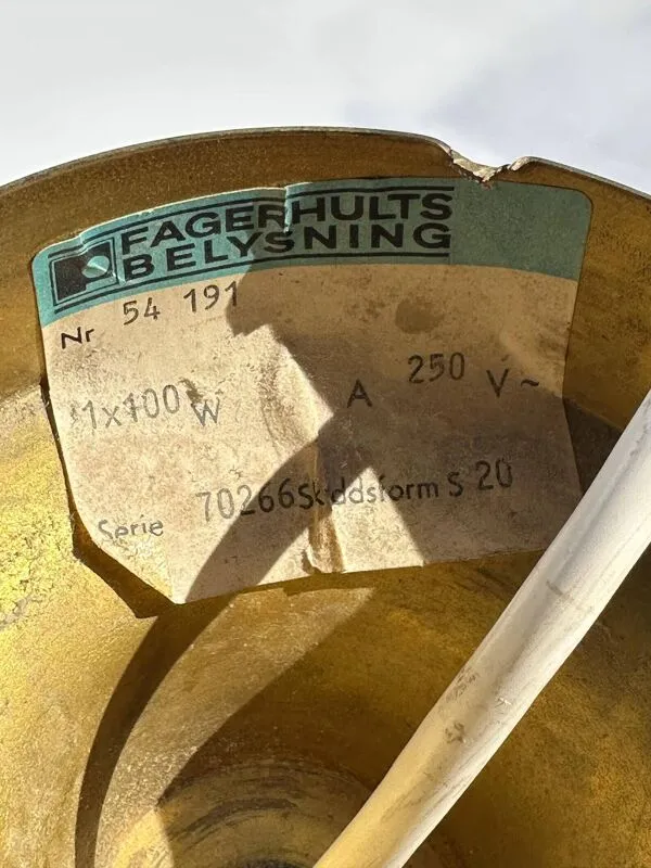 Illustration numéro 3 du produit Carl Fagerhult pour Fagerhults – Lustre en laiton, Suède, années 1970